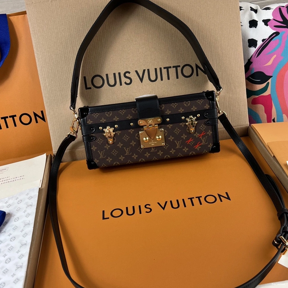 Fake Louis Bags LOUIS PETITE WEST MALLE EAST VUITTON 0812